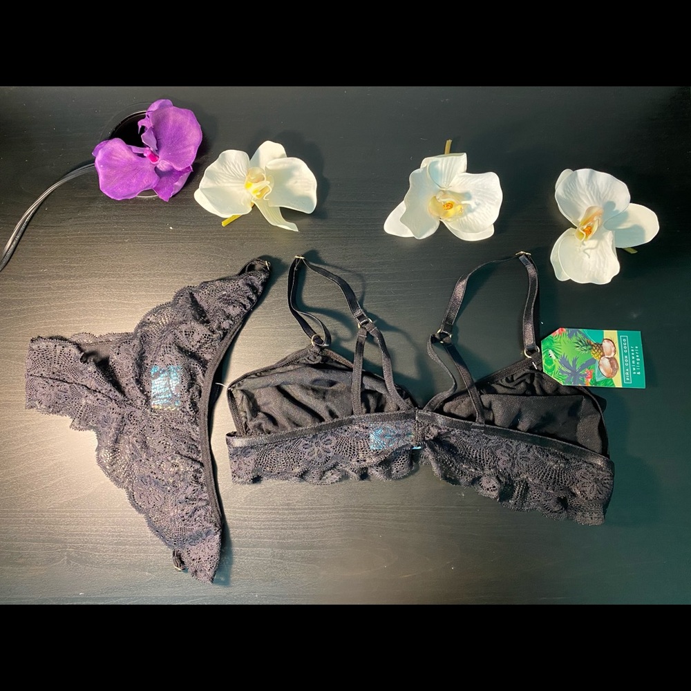Bra and Panty set 🖤